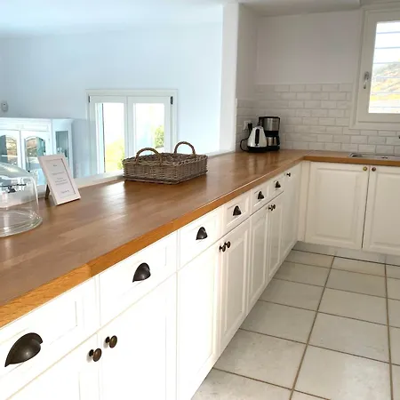 Artemis Agios Georgios (Antiparos)