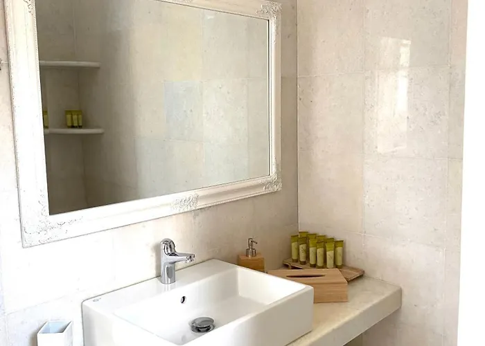 Artemis Agios Georgios (Antiparos)