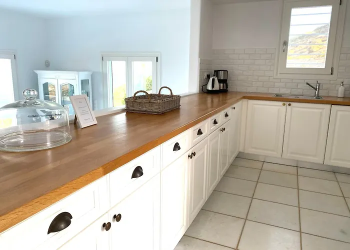 Artemis Agios Georgios (Antiparos)