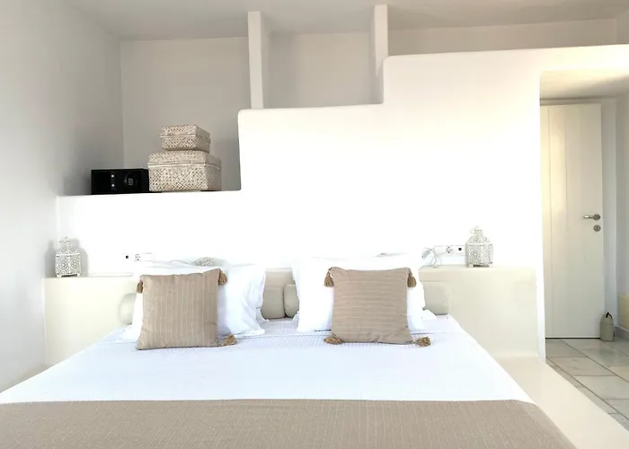 Artemis Agios Georgios (Antiparos)